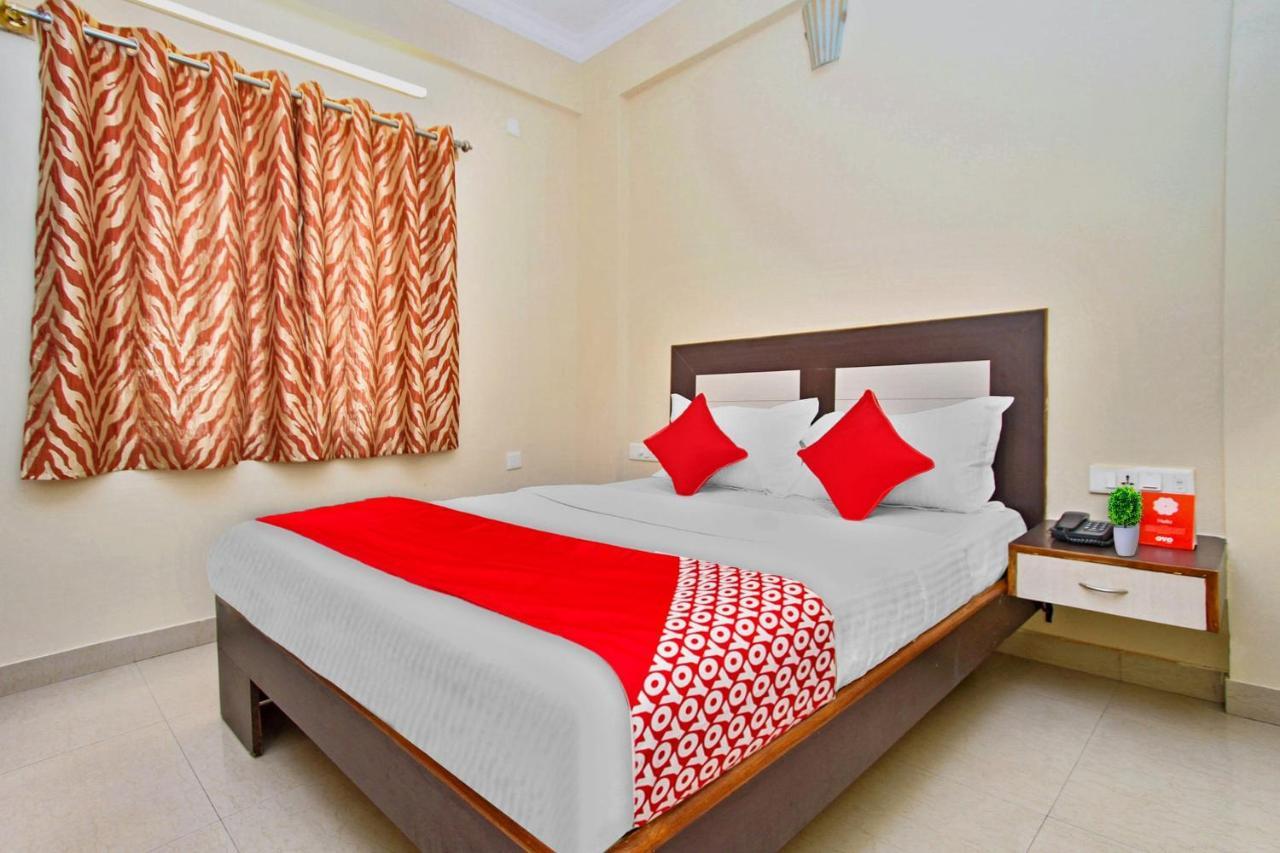 Oyo Sai Ram Residency Hotel Bangalore Buitenkant foto