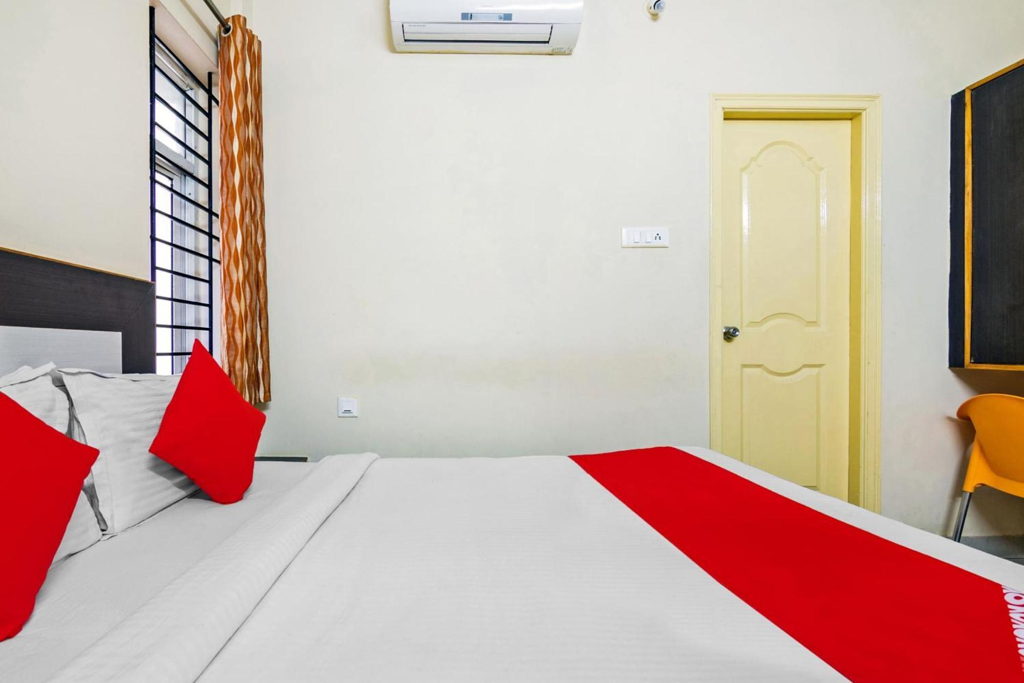 Oyo Sai Ram Residency Hotel Bangalore Buitenkant foto