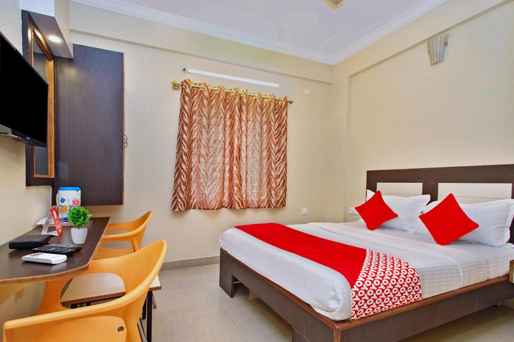 Oyo Sai Ram Residency Hotel Bangalore Buitenkant foto